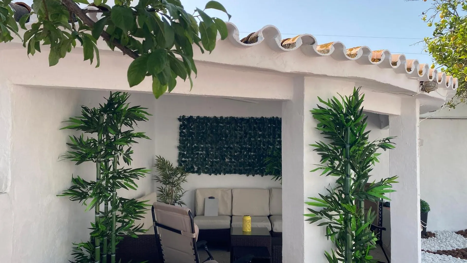 Apartamento Hevres El Capricho Málaga Habitación en casa particular